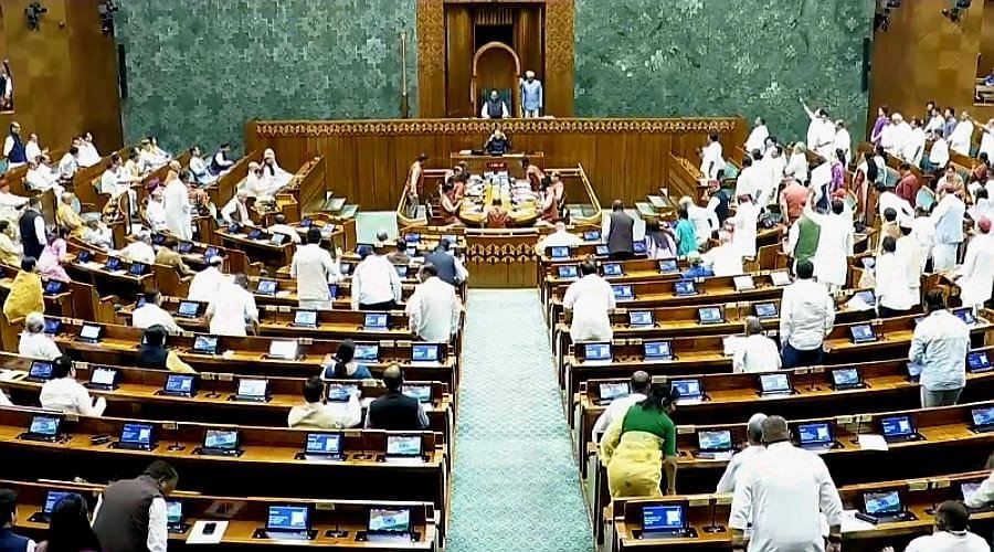 सत्र के आखिरी दिन भी नहीं चली लोकसभा