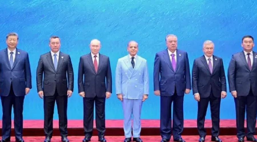SCO Summit की तस्वीर से PM मोदी को किया गायब, शहबाज शरीफ की घटिया हरकत तो देखो