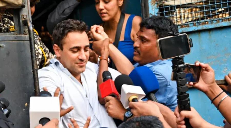 इमरान खान को 28 अक्टूबर तक भारत छोड़ने का नोटिस, CEC के खिलाफ प्रदर्शन से जुड़ा मामला